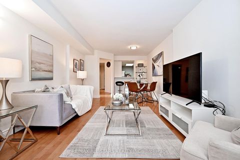 Photo 9 at 2112 - 15 Maitland Place, South St. James Town, Toronto