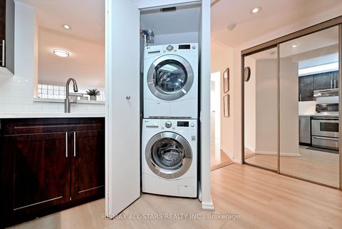 Photo 14 at 2112 - 15 Maitland Place, South St. James Town, Toronto