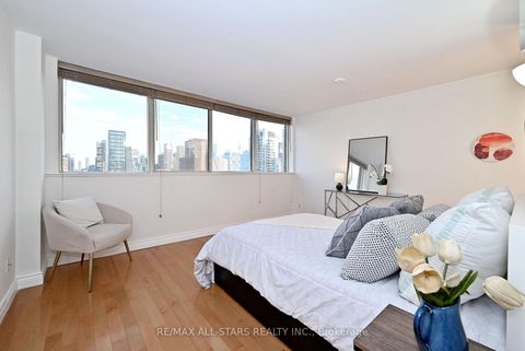 Photo 16 at 2112 - 15 Maitland Place, South St. James Town, Toronto