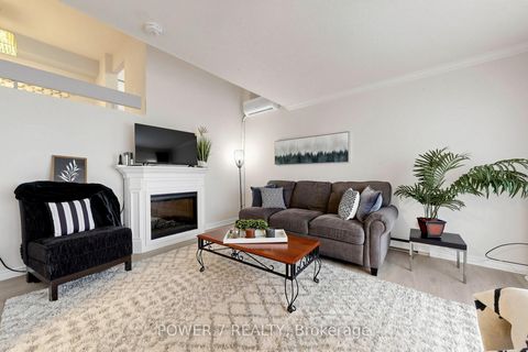 Photo 5 at 146 - 311 Milestone Crescent, Aurora Village, Aurora