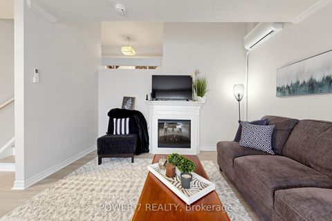 Photo 8 at 146 - 311 Milestone Crescent, Aurora Village, Aurora