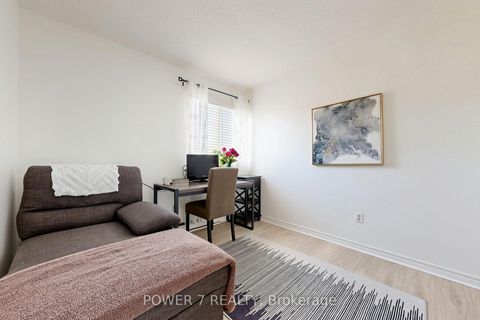 Photo 32 at 146 - 311 Milestone Crescent, Aurora Village, Aurora