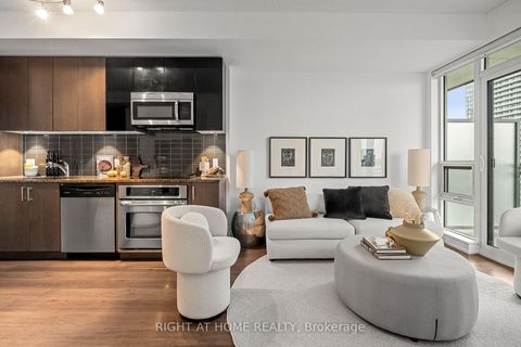 Photo 2 at 2306 - 89 Dunfield Avenue, Mount Pleasant West, Toronto
