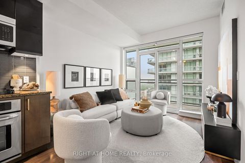 Photo 3 at 2306 - 89 Dunfield Avenue, Mount Pleasant West, Toronto