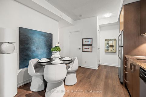 Photo 7 at 2306 - 89 Dunfield Avenue, Mount Pleasant West, Toronto