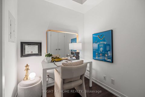 Photo 10 at 2306 - 89 Dunfield Avenue, Mount Pleasant West, Toronto