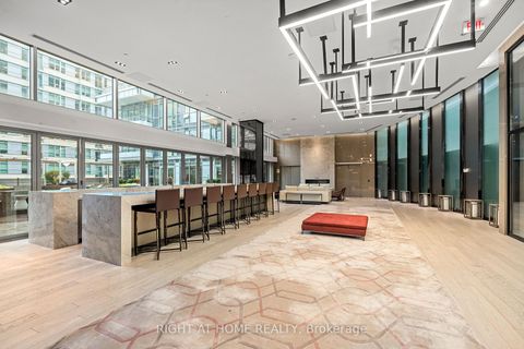 Photo 17 at 2306 - 89 Dunfield Avenue, Mount Pleasant West, Toronto