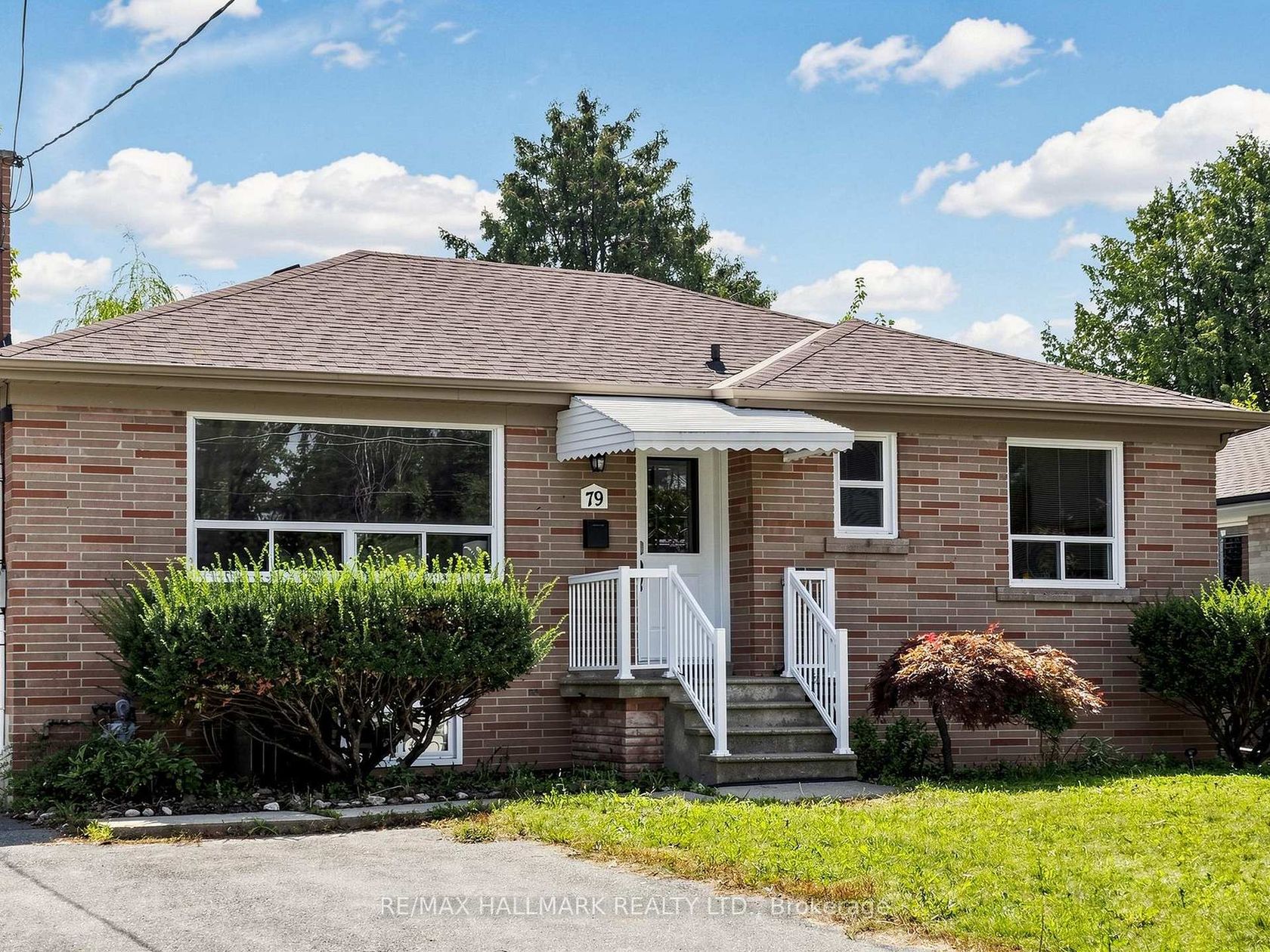 79 Cartier Crescent, Crosby, Richmond Hill photo 6