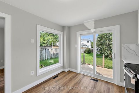 Photo 9 at 6 Ward Drive, Painswick North, Barrie