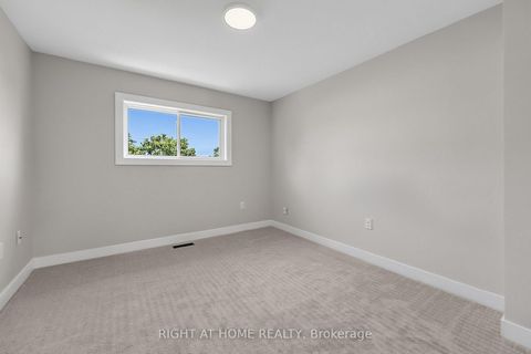 Photo 11 at 6 Ward Drive, Painswick North, Barrie