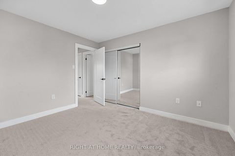 Photo 12 at 6 Ward Drive, Painswick North, Barrie