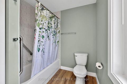 Photo 16 at 6 Ward Drive, Painswick North, Barrie