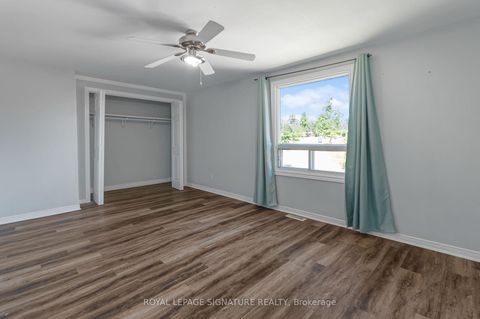 Photo 17 at 27 DAPHNE Crescent, Cundles East, Barrie