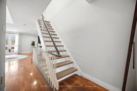 Photo 26 at 16 Dutch Myrtle Way, Don Mills, Toronto