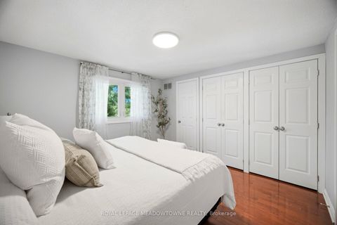 Photo 28 at 16 Dutch Myrtle Way, Don Mills, Toronto