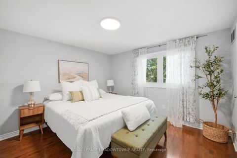 Photo 29 at 16 Dutch Myrtle Way, Don Mills, Toronto