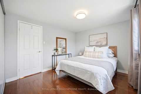 Photo 33 at 16 Dutch Myrtle Way, Don Mills, Toronto