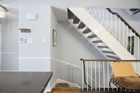 Photo 34 at 16 Dutch Myrtle Way, Don Mills, Toronto