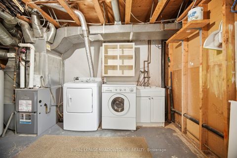Photo 37 at 16 Dutch Myrtle Way, Don Mills, Toronto