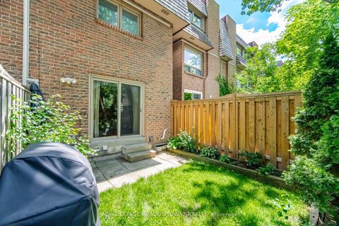 Photo 39 at 16 Dutch Myrtle Way, Don Mills, Toronto
