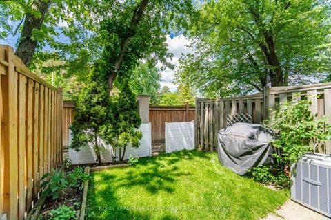 Photo 40 at 16 Dutch Myrtle Way, Don Mills, Toronto