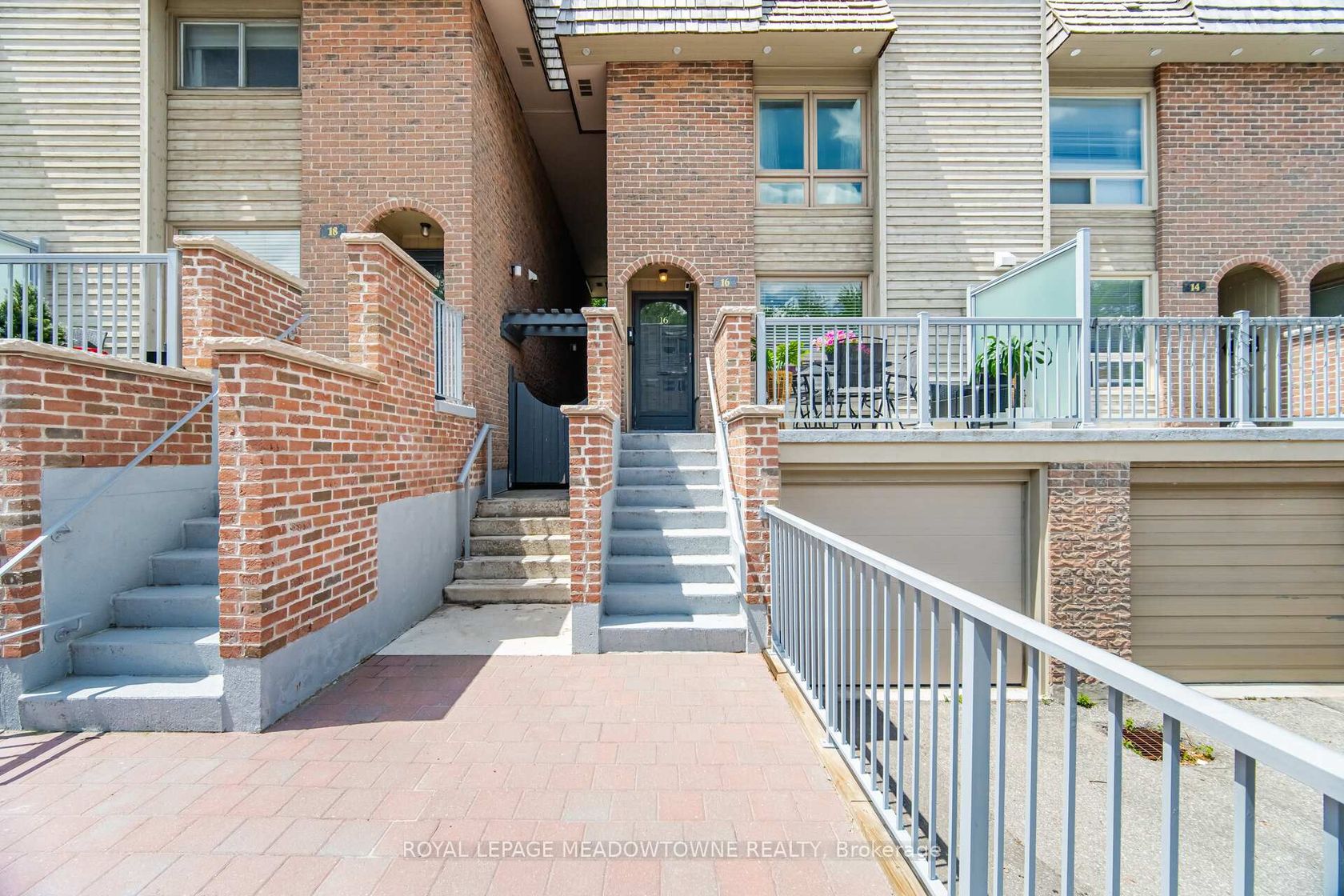 16 Dutch Myrtle Way, Don Mills, Toronto photo 2