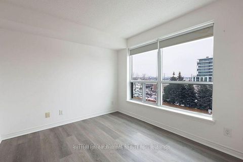 Photo 8 at 409 - 60 Fairfax Crescent, Birchmount, Toronto