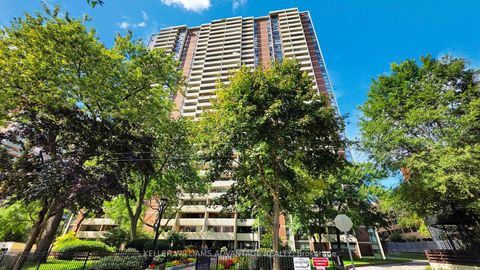 Photo 1 at 2216 - 40 Homewood Avenue, South St. James Town, Toronto