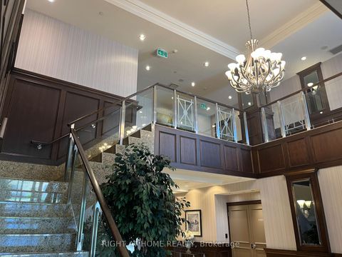 Photo 3 at LPH209 - 15 North Park Road, Beverley Glen, Vaughan