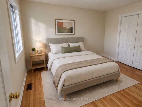 Photo 15 at 43 Riverlea Drive, Humber Heights, Toronto