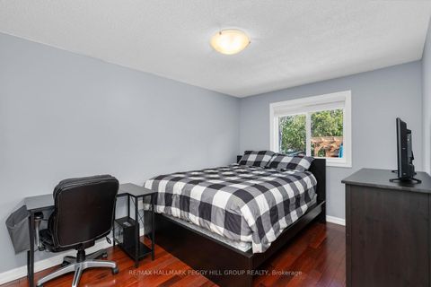 Photo 10 at 44 Knicely Road, Painswick North, Barrie