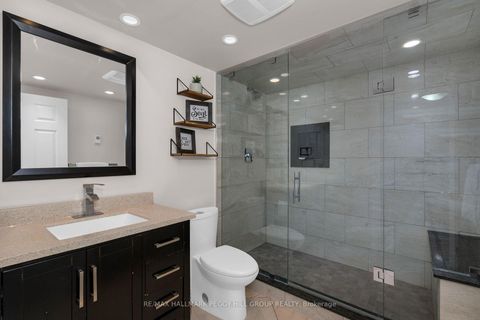 Photo 16 at 44 Knicely Road, Painswick North, Barrie