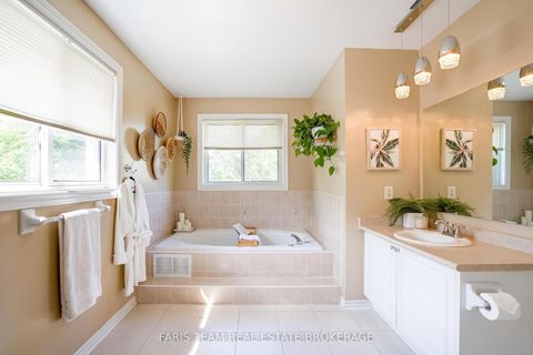 Photo 21 at 46 Bell Street, Ardagh, Barrie