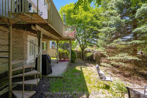 Photo 34 at 46 Bell Street, Ardagh, Barrie