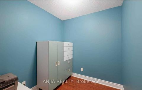 Photo 3 at 903 - 5 Northtown Way, Willowdale East, Toronto