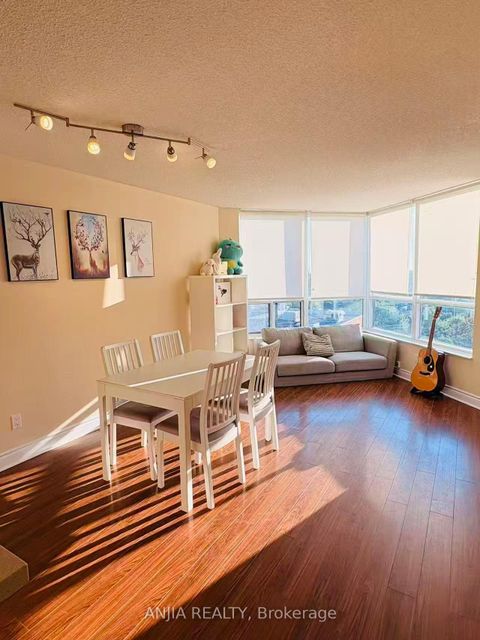 Photo 6 at 903 - 5 Northtown Way, Willowdale East, Toronto