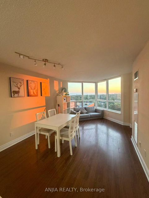 Photo 9 at 903 - 5 Northtown Way, Willowdale East, Toronto