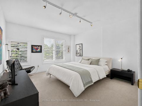 Photo 14 at 21 Birchbank Lane, Don Mills, Toronto