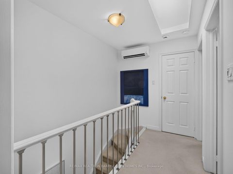 Photo 16 at 21 Birchbank Lane, Don Mills, Toronto