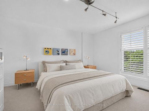 Photo 18 at 21 Birchbank Lane, Don Mills, Toronto