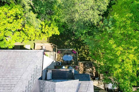 Photo 25 at 21 Birchbank Lane, Don Mills, Toronto
