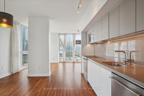 Photo 9 at 1901 - 75 Queens Wharf Road, Waterfront Communities C1, Toronto