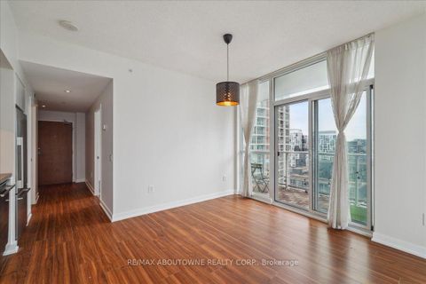 Photo 13 at 1901 - 75 Queens Wharf Road, Waterfront Communities C1, Toronto