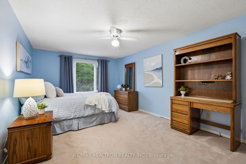 Photo 29 at 122 Colvin Crescent, Brownridge, Vaughan