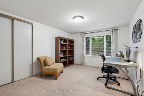 Photo 32 at 122 Colvin Crescent, Brownridge, Vaughan