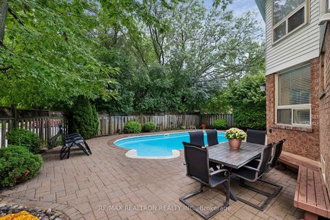 Photo 43 at 122 Colvin Crescent, Brownridge, Vaughan