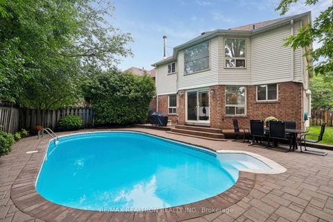 Photo 45 at 122 Colvin Crescent, Brownridge, Vaughan