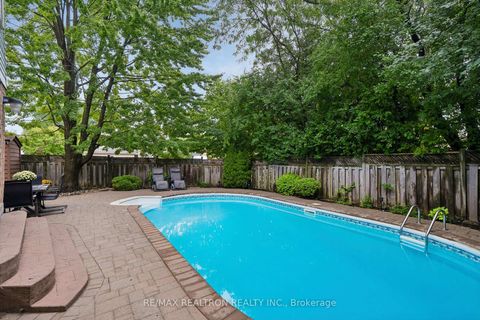 Photo 47 at 122 Colvin Crescent, Brownridge, Vaughan