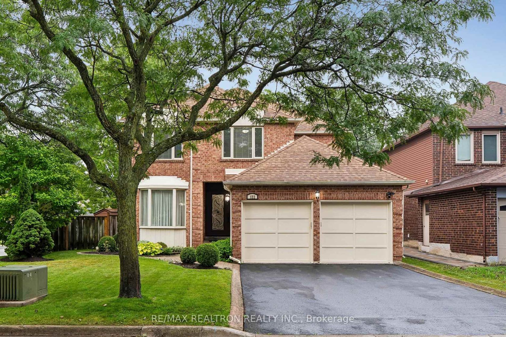 122 Colvin Crescent, Brownridge, Vaughan photo 6