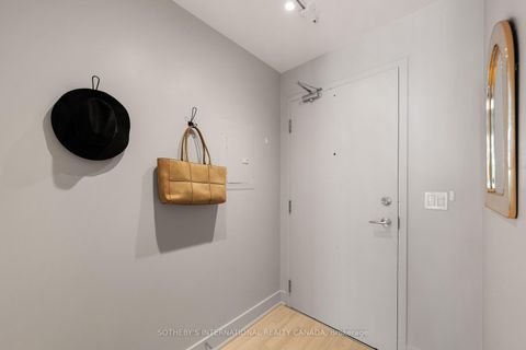 Photo 6 at 614 - 637 Lake Shore Boulevard W, Niagara, Toronto